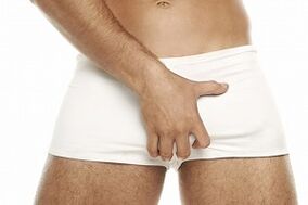 загряване на пениса преди процедурата за уголемяване